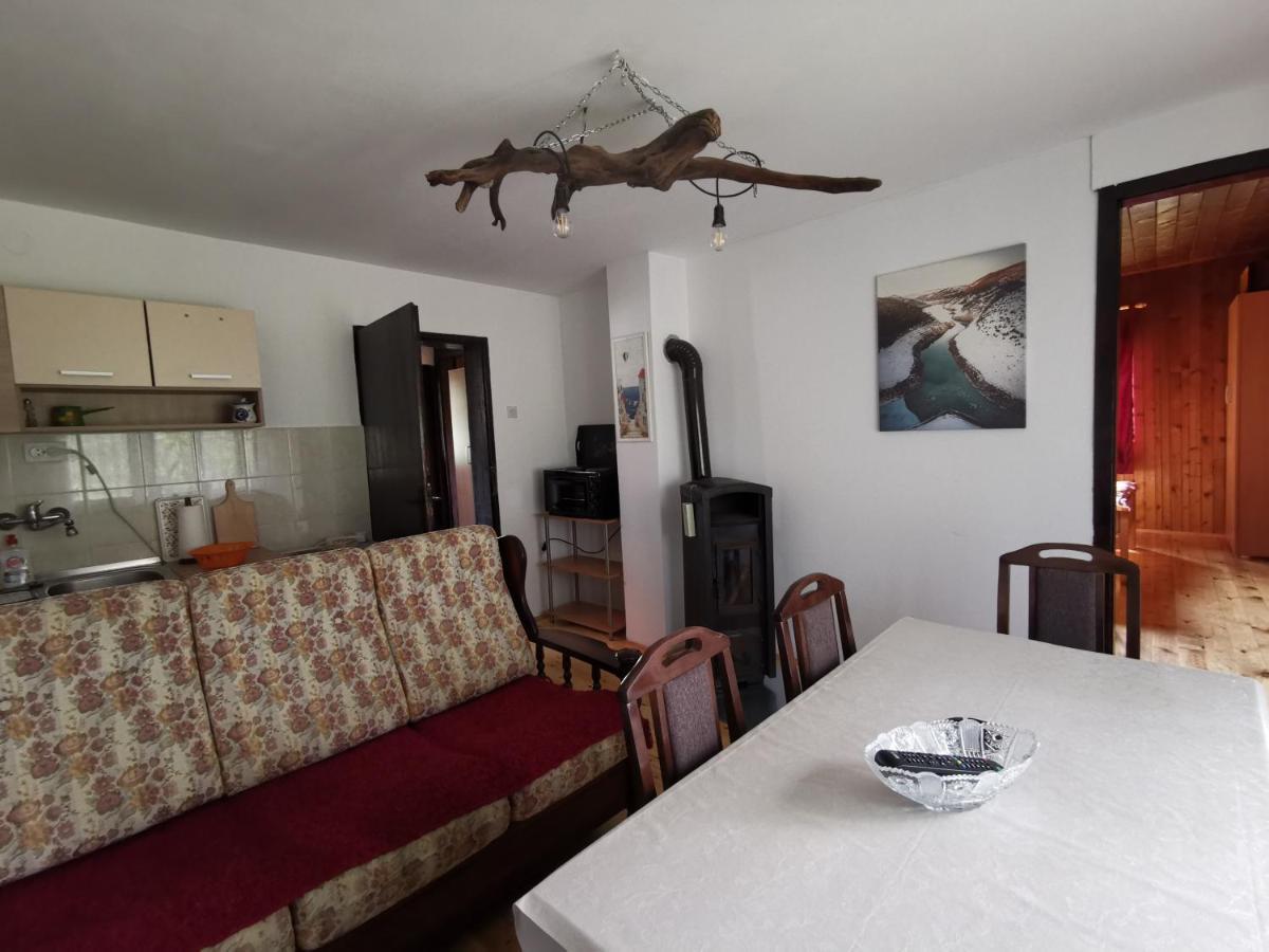Uvac Griffon Villa Nova Varoš Buitenkant foto
